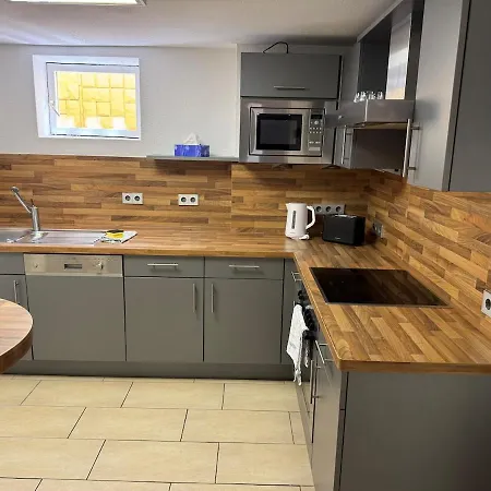 84 Qm Nahe Europa Park Bis 6 Personen Hunde Willkommen Komplett Eingezaeunt Apartman Herbolzheim